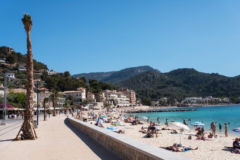 España recibió 55,5 millones de turistas hasta julio con un gasto superior a 76.000 millones