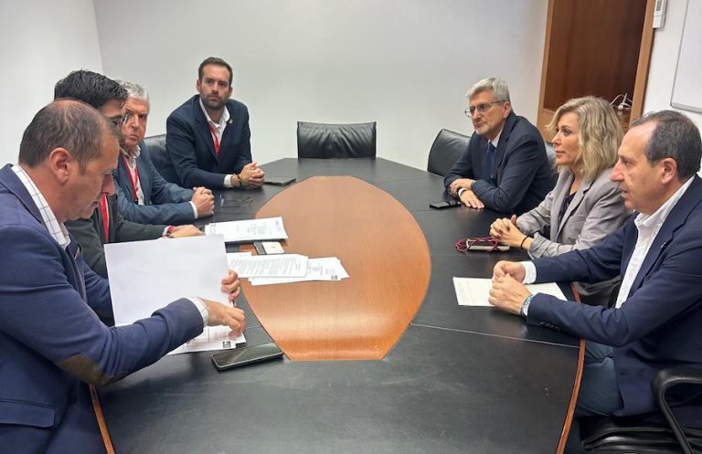 El PSOE reclama en el Parlamento de Andalucía inversiones en materia de agua para la comarca de Antequera