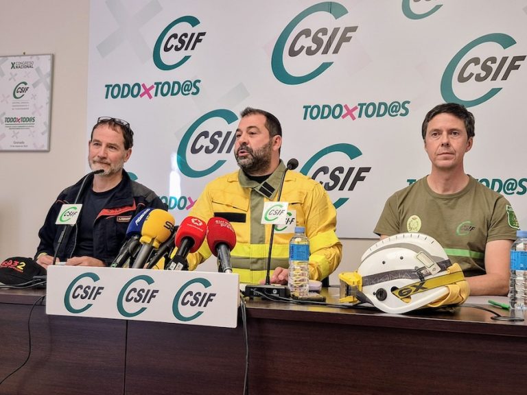 Más de 4.000 bomberos forestales en España van al paro tras el peor verano desde 1994