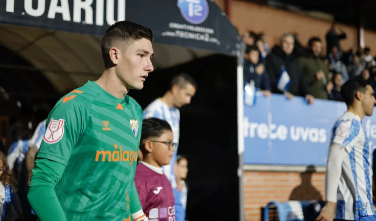Derrota copera en El Prado (2-1)