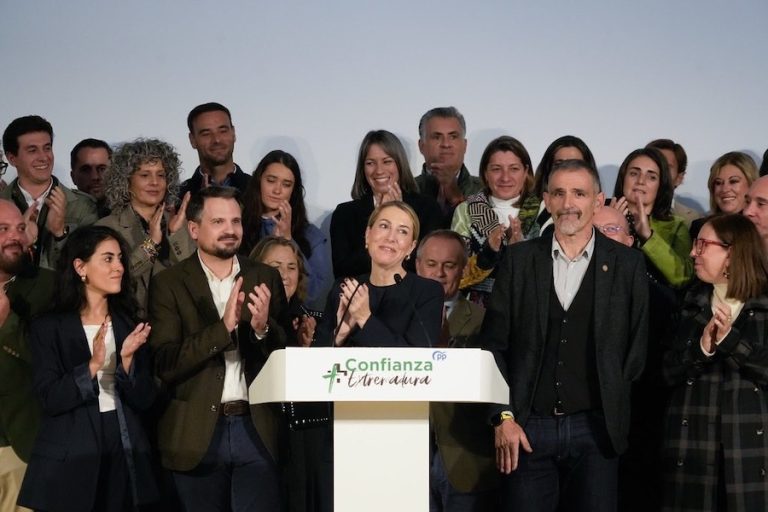 Extremadura gira a la derecha, sin mayoría para Guardiola