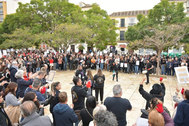 Miles de autónomos toman el Centro de Málaga para exigir una protección social digna