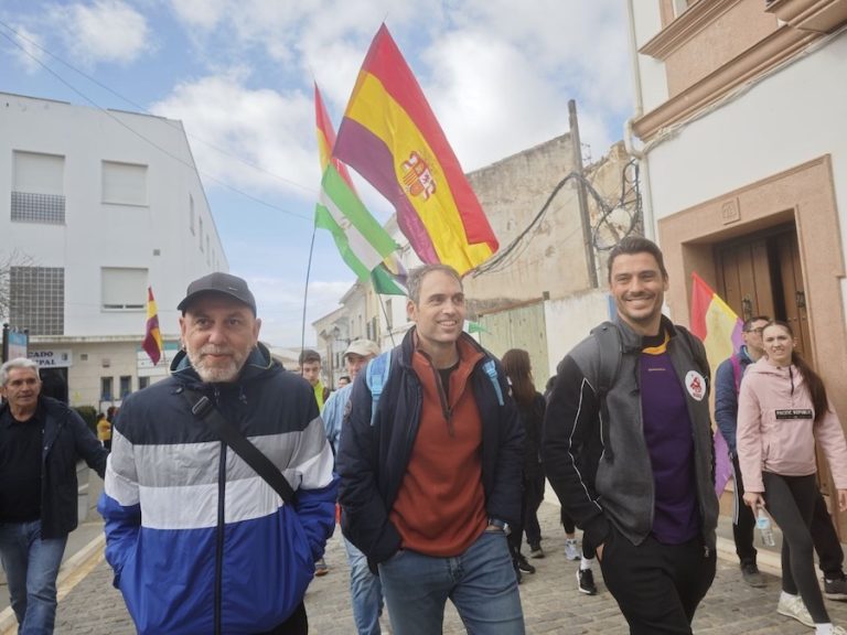 Valero y Alba reivindican en la IV Marcha de Las Huías la Memoria Democrática como garantía de verdad, justicia y reparación