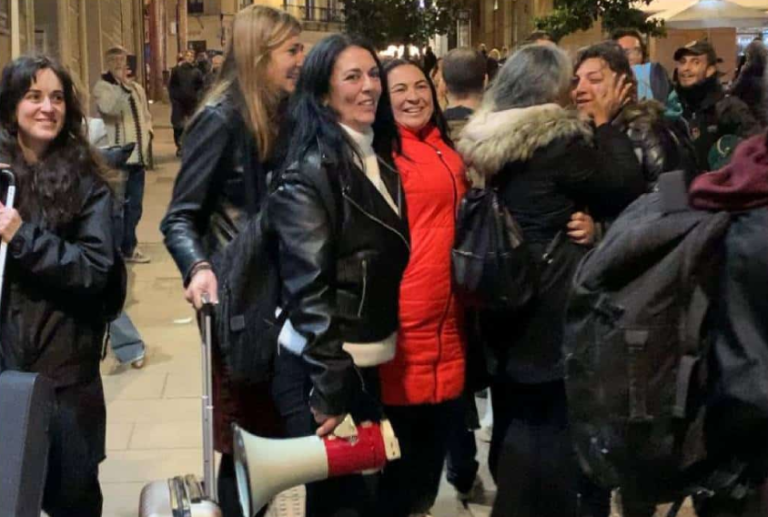 La Junta de Andalucía alega “motivos técnicos” para desalojar el edificio de Ollerías-15
