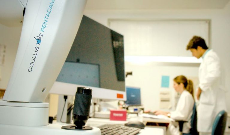 Málaga Acoge el Futuro de la Biomedicina Avanzada en la Sanidad Pública