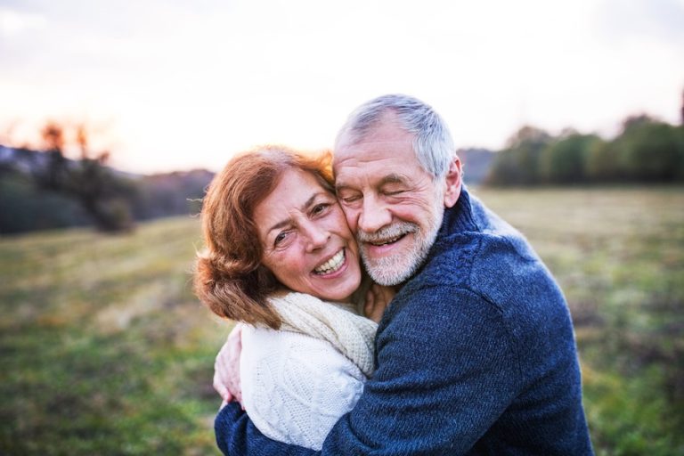El 85% de las personas mayores «están enamoradas» y el 67% valora el «sexo como calidad de vida»