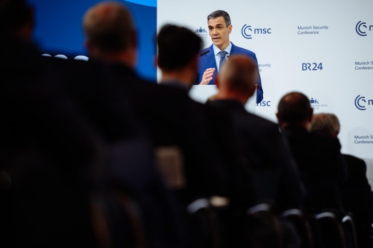 Sánchez señala a EE.UU. las consecuencias de la crisis con Groenlandia