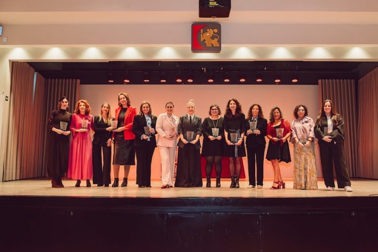 Premios Mujer y Poder: una noche que confirmó que el talento femenino transforma Córdoba