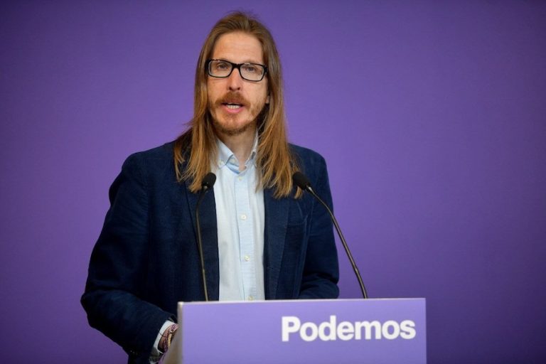 La militancia de Podemos vota su encaje en Por Andalucía