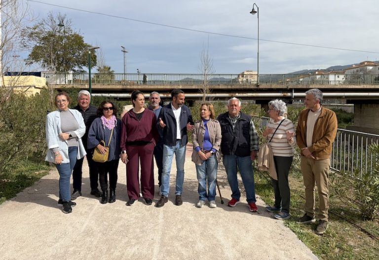 El PSOE califica de “fantasmada” los puentes-plaza de Paco de la Torre para el Guadalmedina