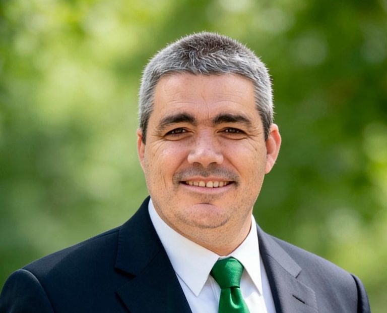 El presidente nacional de PACMA, Javier Luna, liderará la candidatura a las elecciones andaluzas
