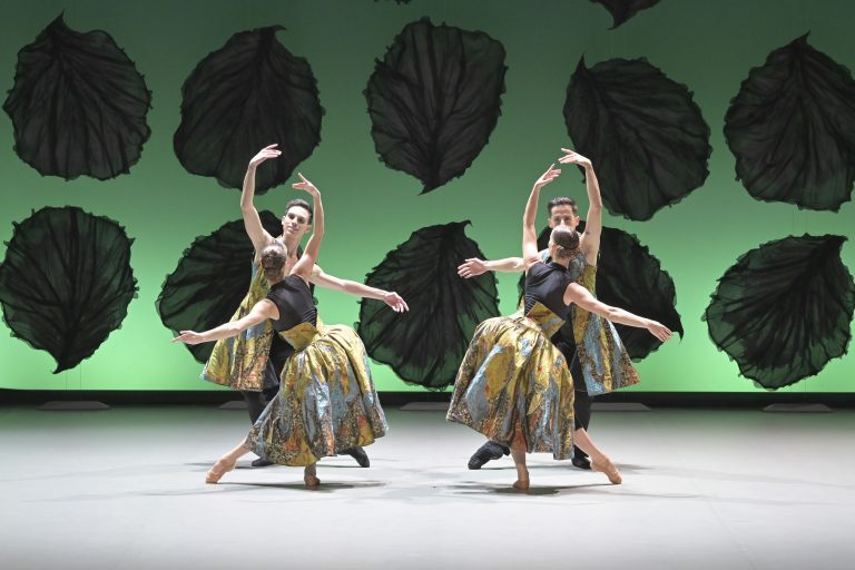 El Malandain Ballet Biarritz deslumbra con «Les Saisons»: Una lección de maestría