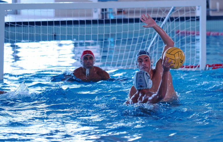 16-14: Una victoria heroica pero cruel deja al Waterpolo Málaga a cuatro segundos del ascenso de la Primera División Nacional..