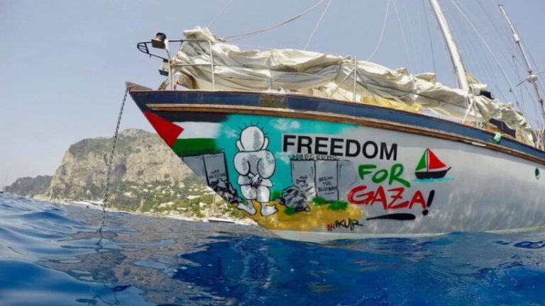 Flotilla. ¿Está desnudo el rey?